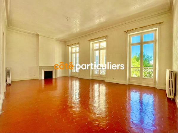 Vente Maison234 m² - 10 Pièces - NIMES (30000)