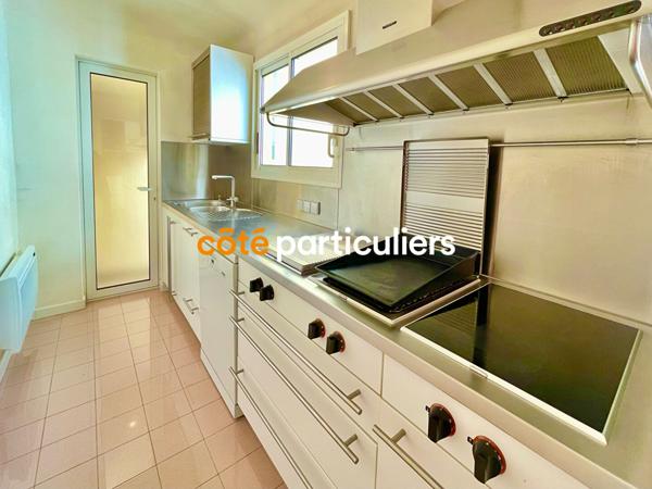 Vente Maison234 m² - 10 Pièces - NIMES (30000)