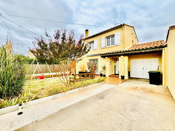 CARCASSONNE, maison rénovée avec jardin et garage