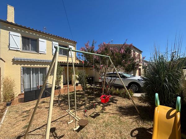 CARCASSONNE, maison rénovée avec jardin et garage