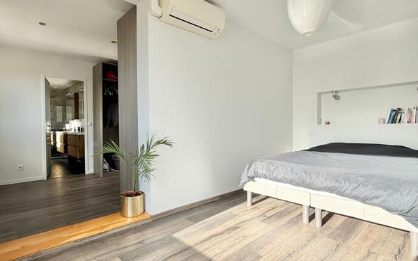 Maison à vendre    6 pièces • 165,30 m2 La Ville-du-Bois