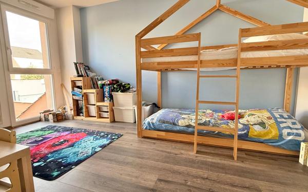 Maison à vendre    6 pièces • 165,30 m2 La Ville-du-Bois