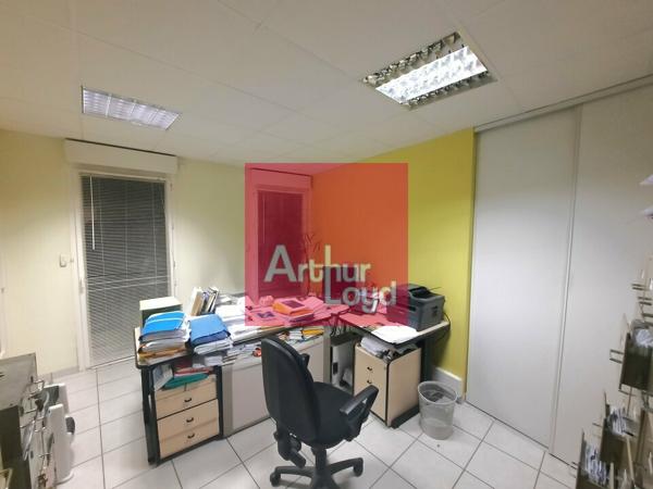 CLERMONT FERRAND A VENDRE BUREAUX 110 M² - IDEAL PROFESSIONS LIBERALES