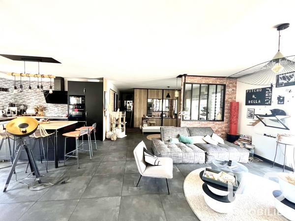 Maison à vendre 6 pièces 145 m² Ambarès-et-Lagrave