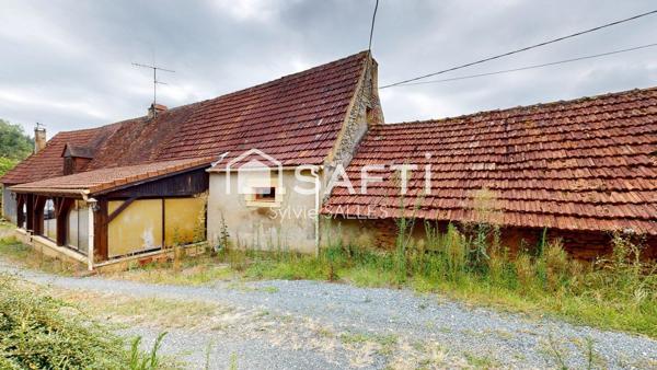 Maison en pierre avec dépendances