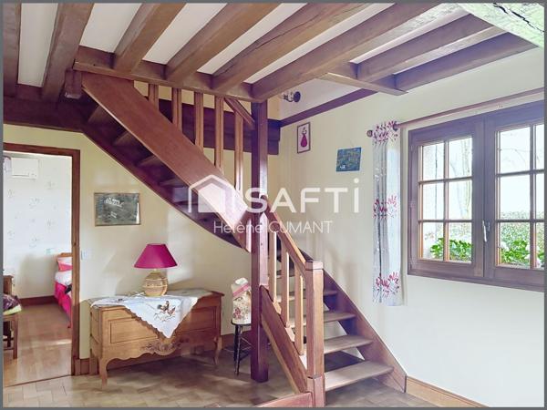 Sur la commune d'Asnières, à seulement 3 km du bourg de Moyaux et de ses commerces de proximité, laissez-vous séduire par ce charmant pavillon parfaitement entretenu, sur sous-sol complet.