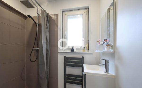 Maison à vendre    4 pièces •  Merville