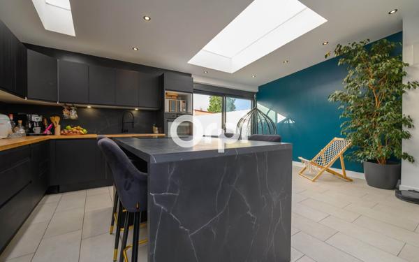 Maison à vendre    4 pièces •  Merville