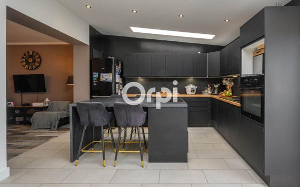 Maison à vendre    4 pièces •  Merville