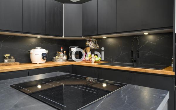 Maison à vendre    4 pièces •  Merville