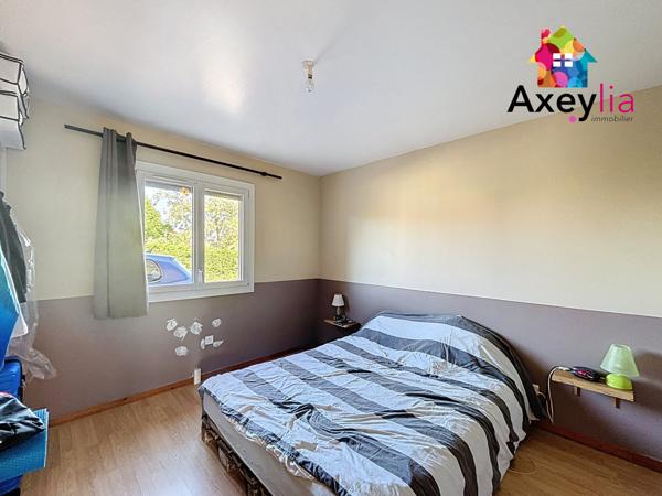 La Pacaudière (42310) A VENDRE - LA PACAUDIERE - MAISON DE PLAIN PIED, 3 CHAMBRES ET TERRAIN