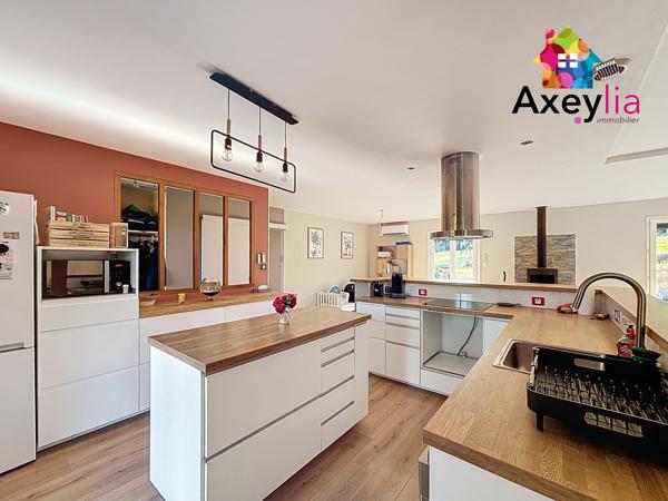 La Pacaudière (42310) A VENDRE - LA PACAUDIERE - MAISON DE PLAIN PIED, 3 CHAMBRES ET TERRAIN