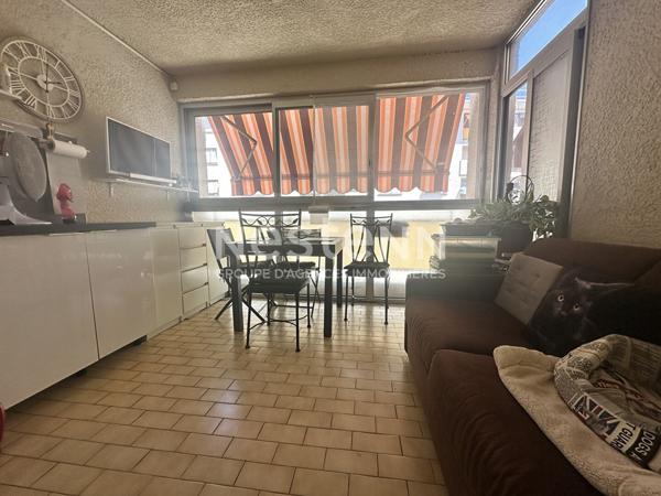 A vendre : Appartement 2 pieces a NICE, secteur Saint Roch