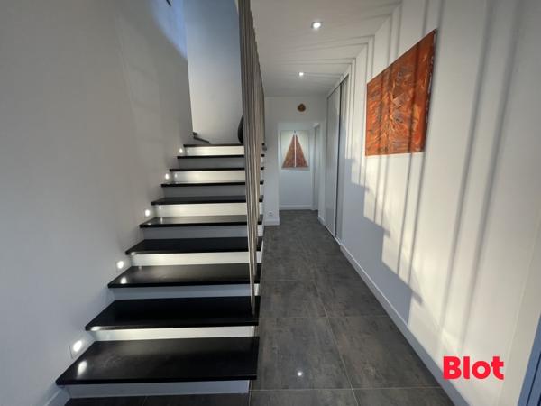 Maison 8 pièce(s)