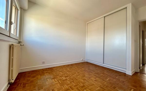 Appartement à louer    4 pièces • 90,90 m2 Châtellerault