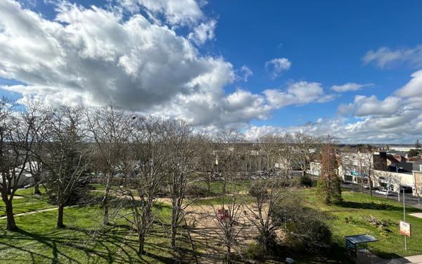 Appartement à louer    4 pièces • 90,90 m2 Châtellerault