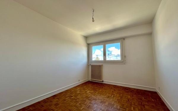 Appartement à louer    4 pièces • 90,90 m2 Châtellerault