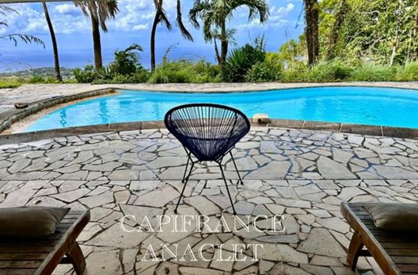 ❤️ Coup de cœur ❤️ À vendre à CASE PILOTE somptueuse Villa P5 de 231.36 m² sur 3812 m² de terrain