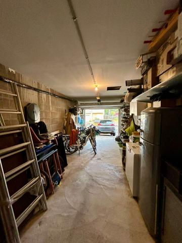 Belle villa 3 faces sur parcelle de 398m2 3 chambres, piscine / grand garage