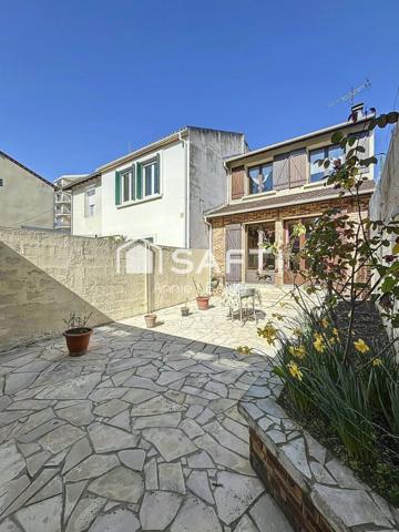 Maison familiale au calme, proche métro et écoles