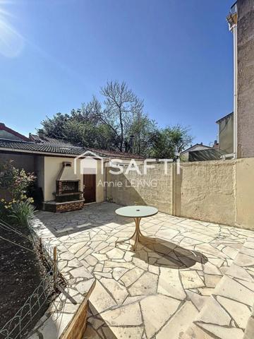 Maison familiale au calme, proche métro et écoles