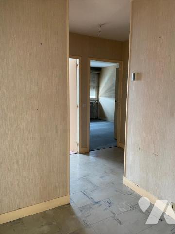 Appartement de Type 3 au dernier étage avec ascenseur