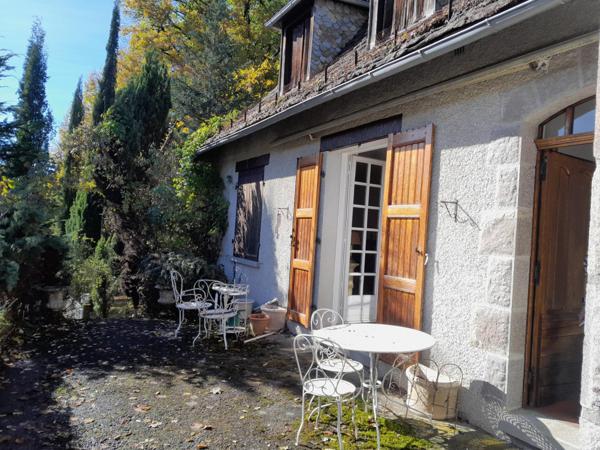 MAISON LUMINEUSE 7 PIECES 5 CHAMBRES ET SOUS SOL INTEGRAL