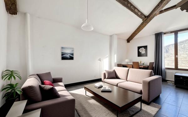 Immeuble à vendre    5 pièces •  Beaucaire