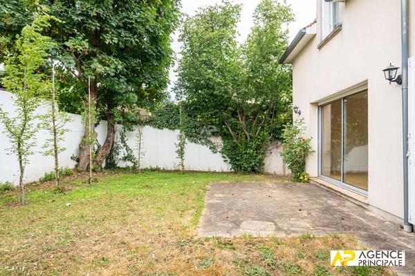 Maison à Maisons-Laffitte 1 220 000 € **  - Référence  13686