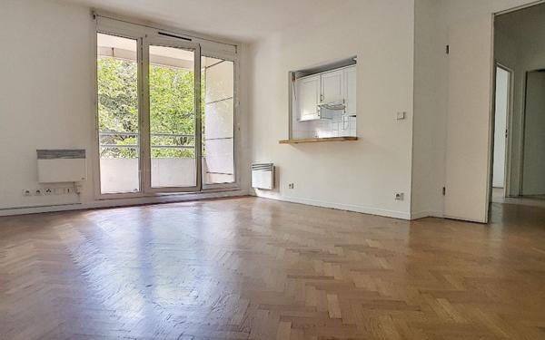 Appartement à louer    2 pièces • 47,36 m2 Issy-les-Moulineaux