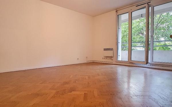 Appartement à louer    2 pièces • 47,36 m2 Issy-les-Moulineaux