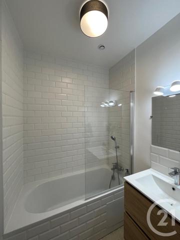 Appartement à vendre  3 pièces - 36,56 m2 COURBEVOIE - 92