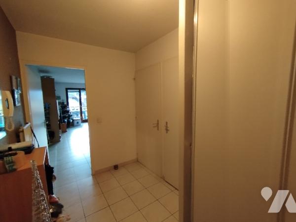 Appartement T2, garage, balcon, exposition sud