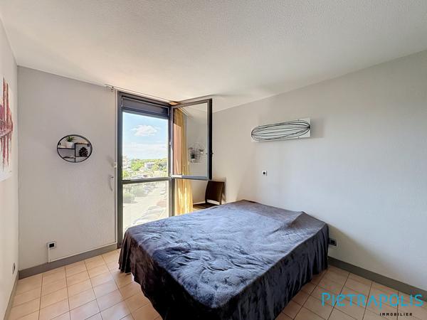 EXCLUSIVITÉ - SÈTE - LA CORNICHE : Appartement T2 46,16m² loi carrez, terrasse, place de parking