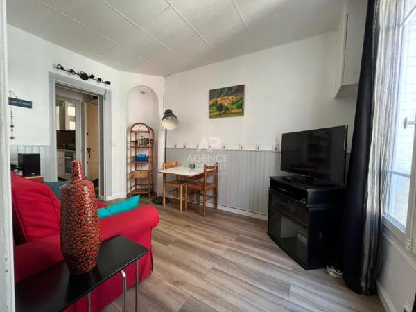 Appartement Nanterre 2 pièce(s) 32 m2 €230 000 ** - Référence 14993