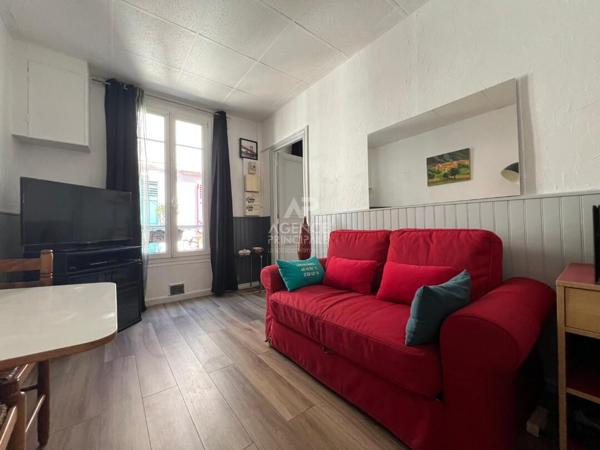Appartement Nanterre 2 pièce(s) 32 m2 €230 000 ** - Référence 14993