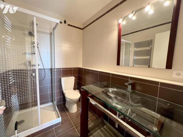 GRASSE, Rés. EMERAUDE, 52 av. Riou Blanquet. 3p de 96,46m² + Cave + Garage double en sus