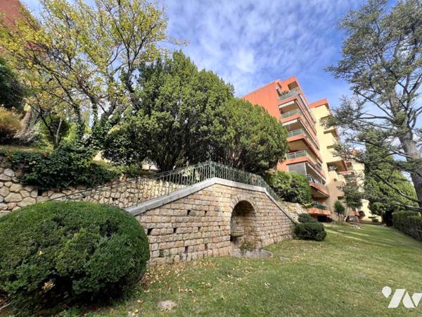 GRASSE, Rés. EMERAUDE, 52 av. Riou Blanquet. 3p de 96,46m² + Cave + Garage double en sus