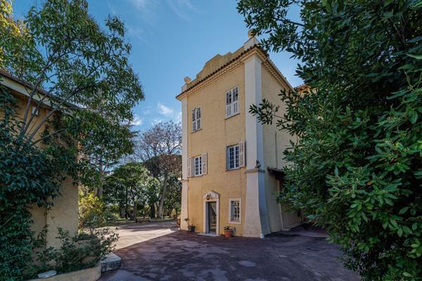 Vente Maison de maître Nice 23 Pièces 860 m²