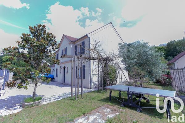 Maison à vendre 10 pièces 185 m² Montlignon