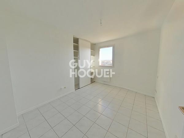 Appartement lumineux avec vue sur le canal à Narbonne