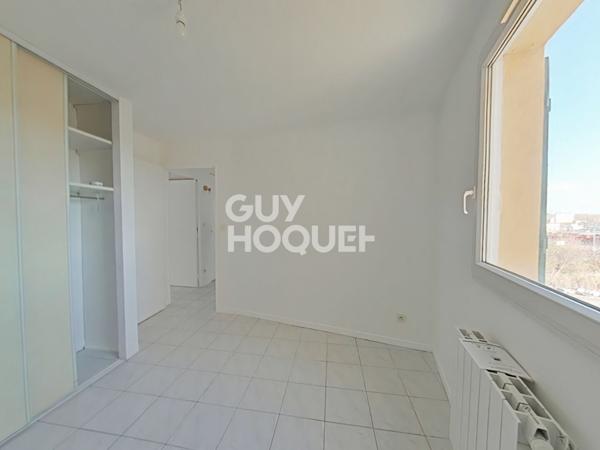 Appartement lumineux avec vue sur le canal à Narbonne