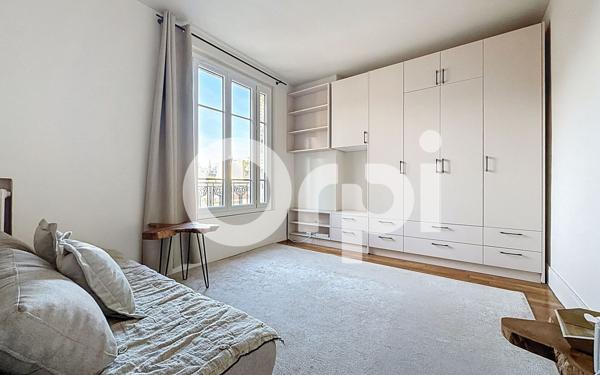 Appartement à louer    1 pièce • 25,35 m2 Vanves