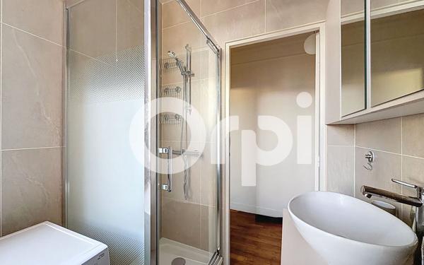 Appartement à louer    1 pièce • 25,35 m2 Vanves