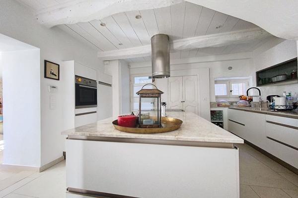 Vente Maison de luxe Uzès 7 Pièces 180 m²
