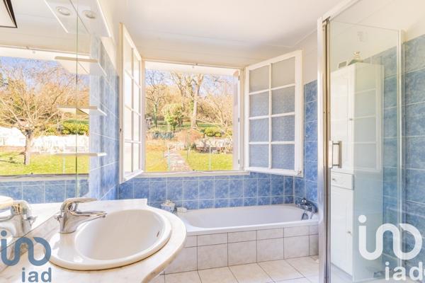 Maison 7 pièces de 181 m² à Breuillet (91650)