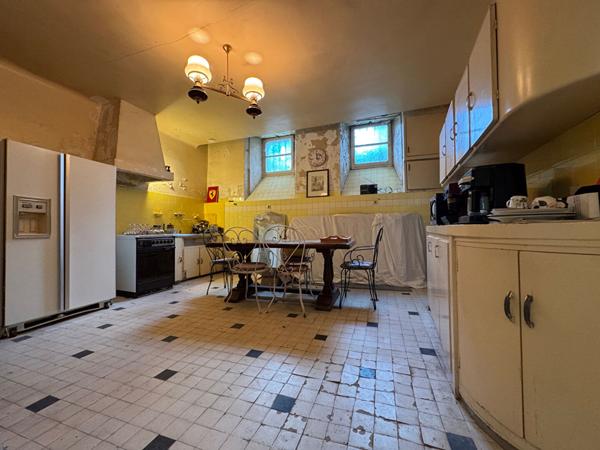 Saint Barnabé 13012 Bastide fin XVIIIème avec jardin et garage.