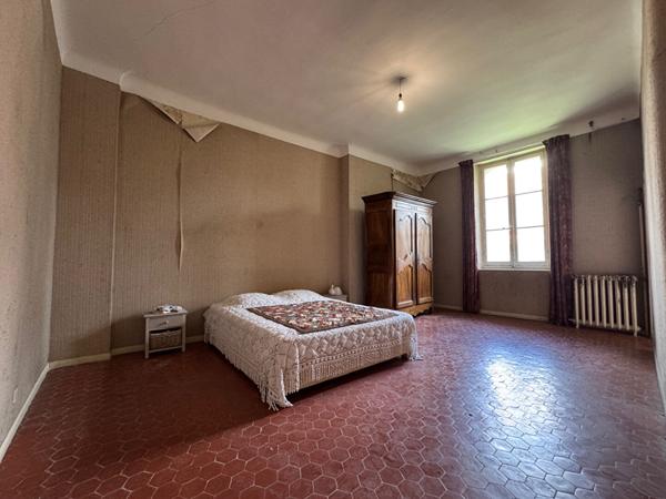 Saint Barnabé 13012 Bastide fin XVIIIème avec jardin et garage.