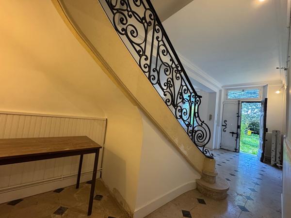 Saint Barnabé 13012 Bastide fin XVIIIème avec jardin et garage.