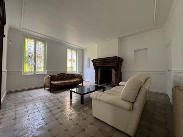 Saint Barnabé 13012 Bastide fin XVIIIème avec jardin et garage.